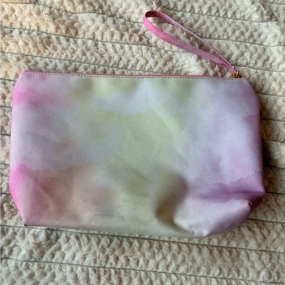 Poolside New York Pink Cosmetic Bag - Picture 2 of 10